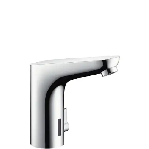 Hansgrohe-Waschtischmischer aus verchromtem Metall mit einer geschwungenen Form. Enthält einen Temperaturregler und ist batteriebetrieben.